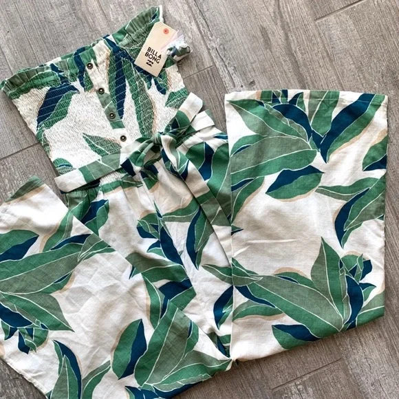 🔥🔥BILLABONG - FLORAL FORWARD FEELINGS JUMPSUIT🔥🔥 - Picture 3 of 11